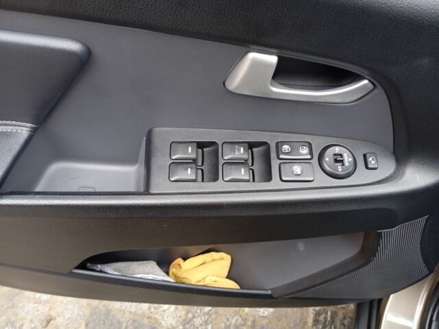 Коричневый Киа Sportage, объемом двигателя 2 л и пробегом 183 тыс. км за 12700 $, фото 14 на Automoto.ua