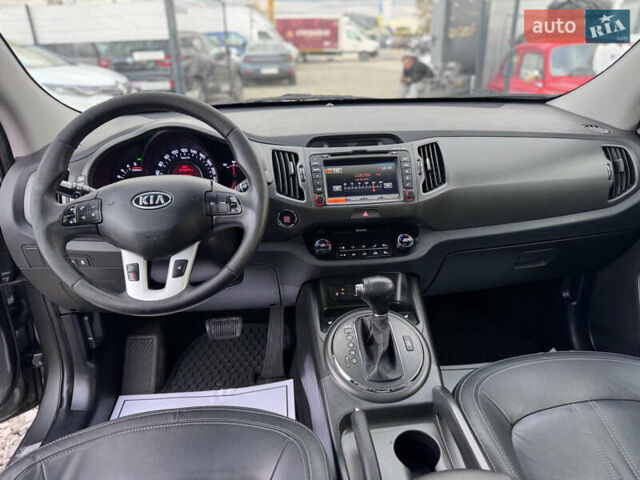 Коричневий Кіа Sportage, об'ємом двигуна 2 л та пробігом 190 тис. км за 13950 $, фото 50 на Automoto.ua