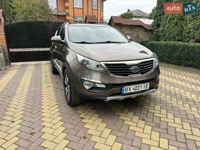 Коричневий Кіа Sportage, об'ємом двигуна 2 л та пробігом 197 тис. км за 14800 $, фото 5 на Automoto.ua