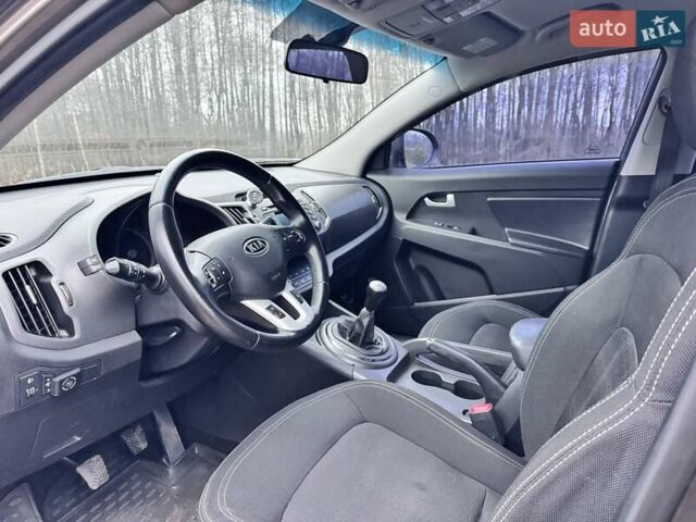 Коричневый Киа Sportage, объемом двигателя 2 л и пробегом 245 тыс. км за 11700 $, фото 4 на Automoto.ua