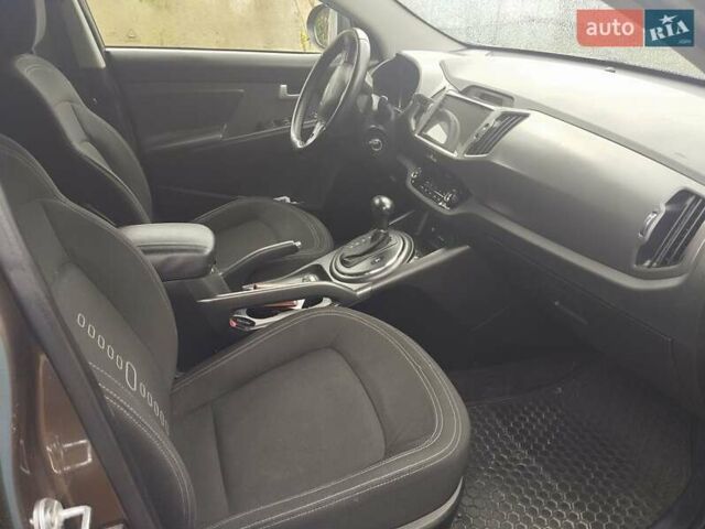 Коричневый Киа Sportage, объемом двигателя 2 л и пробегом 243 тыс. км за 13800 $, фото 8 на Automoto.ua