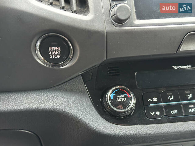 Коричневий Кіа Sportage, об'ємом двигуна 2 л та пробігом 197 тис. км за 14800 $, фото 20 на Automoto.ua