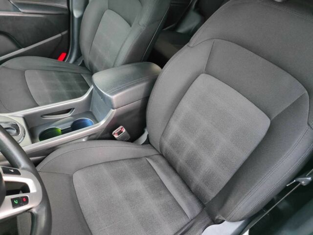 Коричневый Киа Sportage, объемом двигателя 2.4 л и пробегом 160 тыс. км за 11550 $, фото 9 на Automoto.ua