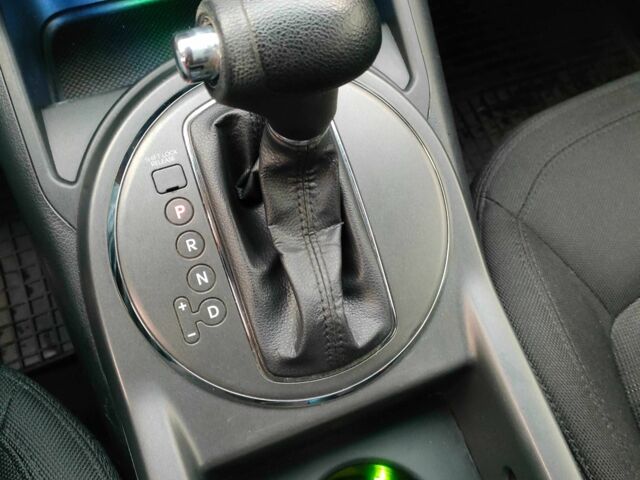 Коричневый Киа Sportage, объемом двигателя 2.4 л и пробегом 160 тыс. км за 11550 $, фото 8 на Automoto.ua