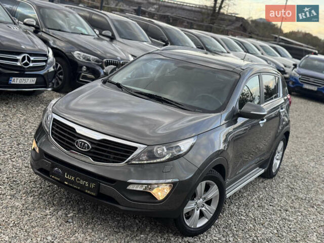 Коричневий Кіа Sportage, об'ємом двигуна 2 л та пробігом 190 тис. км за 13950 $, фото 3 на Automoto.ua