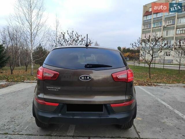 Коричневый Киа Sportage, объемом двигателя 2.4 л и пробегом 164 тыс. км за 11750 $, фото 20 на Automoto.ua