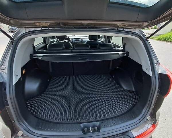 Коричневый Киа Sportage, объемом двигателя 2 л и пробегом 224 тыс. км за 14000 $, фото 4 на Automoto.ua