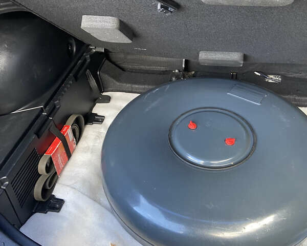 Коричневий Кіа Sportage, об'ємом двигуна 2 л та пробігом 173 тис. км за 11666 $, фото 10 на Automoto.ua