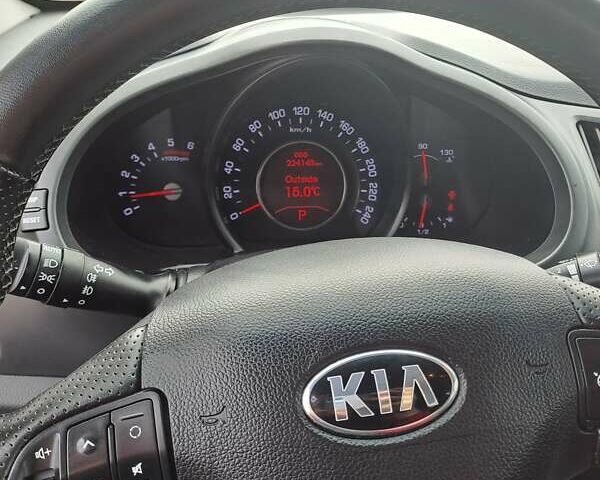 Коричневый Киа Sportage, объемом двигателя 2 л и пробегом 224 тыс. км за 14000 $, фото 8 на Automoto.ua