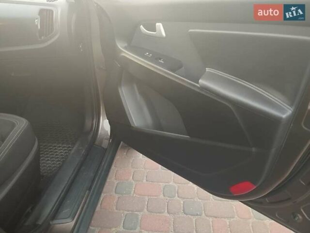 Коричневый Киа Sportage, объемом двигателя 2 л и пробегом 243 тыс. км за 13800 $, фото 24 на Automoto.ua