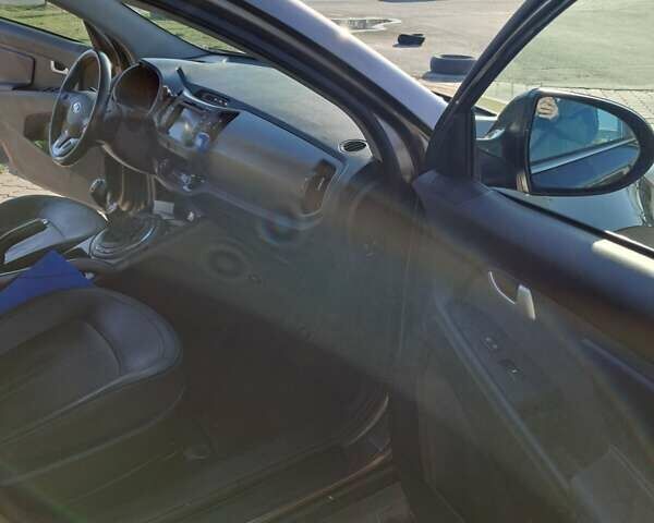 Коричневый Киа Sportage, объемом двигателя 1.6 л и пробегом 220 тыс. км за 11500 $, фото 12 на Automoto.ua