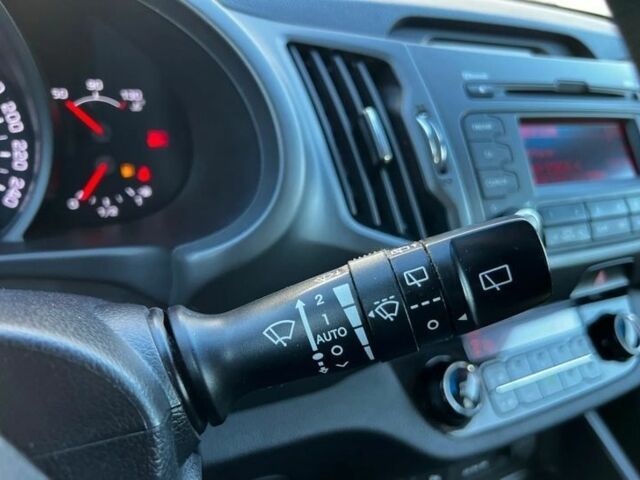 Коричневый Киа Sportage, объемом двигателя 1.7 л и пробегом 193 тыс. км за 8200 $, фото 14 на Automoto.ua