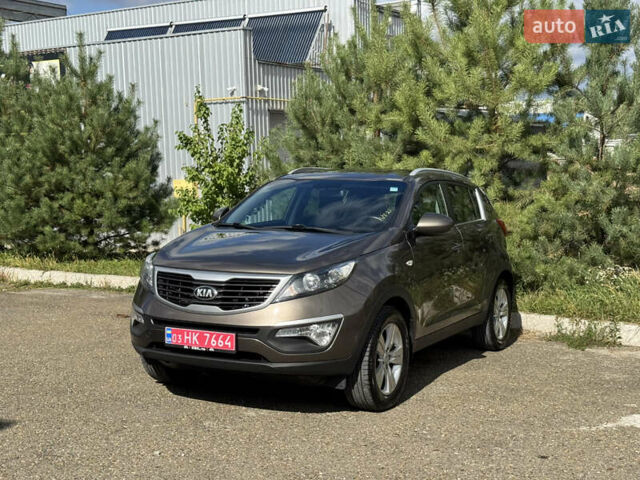 Коричневый Киа Sportage, объемом двигателя 1.69 л и пробегом 145 тыс. км за 12900 $, фото 2 на Automoto.ua