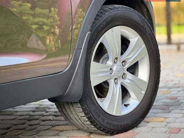 Коричневый Киа Sportage, объемом двигателя 1.7 л и пробегом 131 тыс. км за 13999 $, фото 24 на Automoto.ua