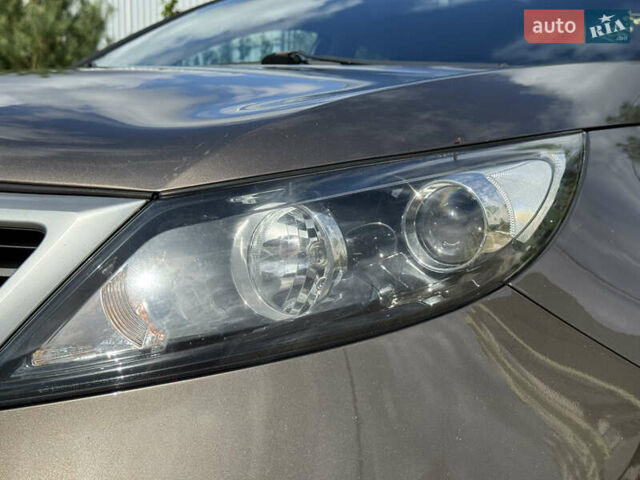 Коричневый Киа Sportage, объемом двигателя 1.69 л и пробегом 145 тыс. км за 12900 $, фото 6 на Automoto.ua