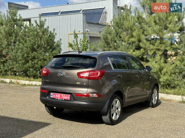 Коричневый Киа Sportage, объемом двигателя 1.69 л и пробегом 145 тыс. км за 12900 $, фото 4 на Automoto.ua