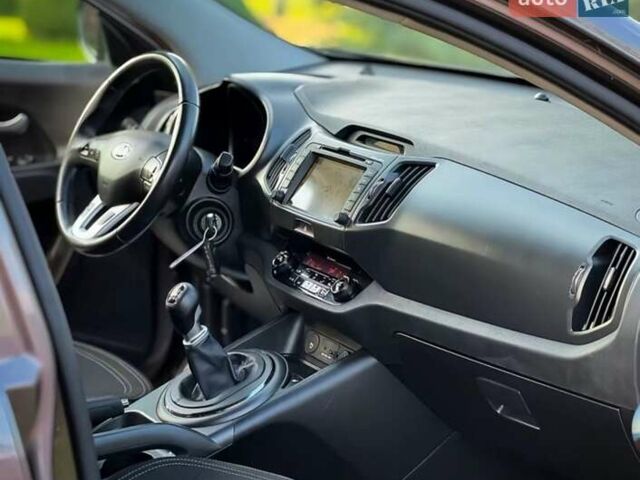 Коричневый Киа Sportage, объемом двигателя 1.7 л и пробегом 131 тыс. км за 13999 $, фото 30 на Automoto.ua