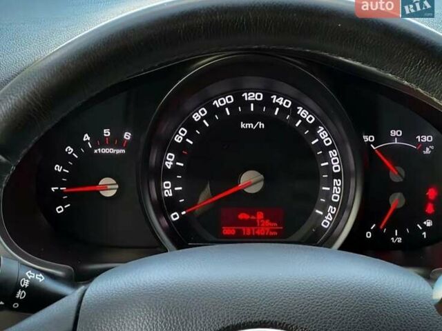 Коричневый Киа Sportage, объемом двигателя 1.7 л и пробегом 131 тыс. км за 13999 $, фото 2 на Automoto.ua