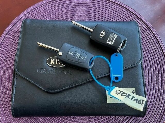 Коричневый Киа Sportage, объемом двигателя 1.7 л и пробегом 193 тыс. км за 8200 $, фото 11 на Automoto.ua