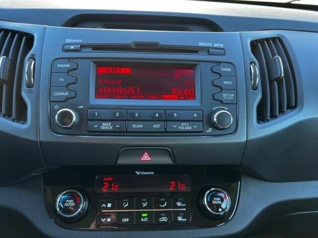 Коричневый Киа Sportage, объемом двигателя 1.7 л и пробегом 193 тыс. км за 8200 $, фото 23 на Automoto.ua