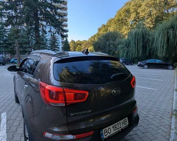 Коричневый Киа Sportage, объемом двигателя 2 л и пробегом 93 тыс. км за 15900 $, фото 1 на Automoto.ua