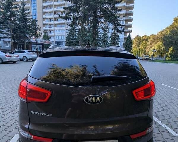 Коричневый Киа Sportage, объемом двигателя 2 л и пробегом 93 тыс. км за 15900 $, фото 2 на Automoto.ua