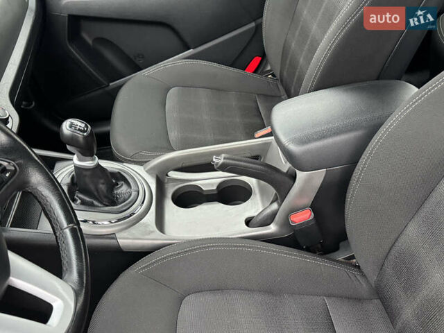 Коричневий Кіа Sportage, об'ємом двигуна 1.7 л та пробігом 70 тис. км за 15300 $, фото 42 на Automoto.ua