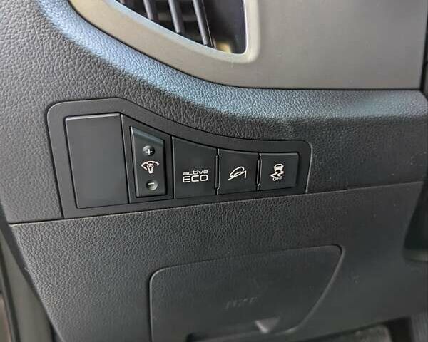 Коричневый Киа Sportage, объемом двигателя 2 л и пробегом 93 тыс. км за 15900 $, фото 17 на Automoto.ua