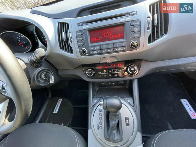 Коричневый Киа Sportage, объемом двигателя 2 л и пробегом 169 тыс. км за 15800 $, фото 13 на Automoto.ua