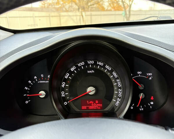 Коричневый Киа Sportage, объемом двигателя 1.7 л и пробегом 188 тыс. км за 14300 $, фото 15 на Automoto.ua