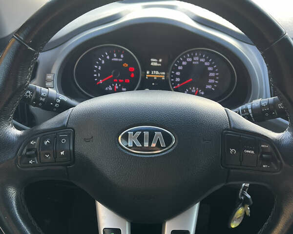 Коричневый Киа Sportage, объемом двигателя 2 л и пробегом 169 тыс. км за 15800 $, фото 9 на Automoto.ua