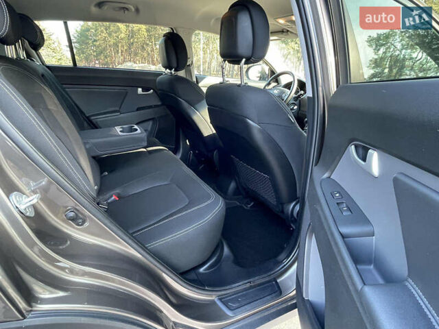 Коричневый Киа Sportage, объемом двигателя 2 л и пробегом 169 тыс. км за 15800 $, фото 10 на Automoto.ua