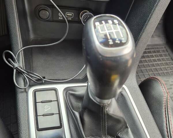 Коричневый Киа Sportage, объемом двигателя 1.69 л и пробегом 206 тыс. км за 17500 $, фото 7 на Automoto.ua