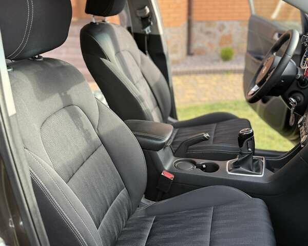 Коричневый Киа Sportage, объемом двигателя 1.7 л и пробегом 114 тыс. км за 16500 $, фото 11 на Automoto.ua