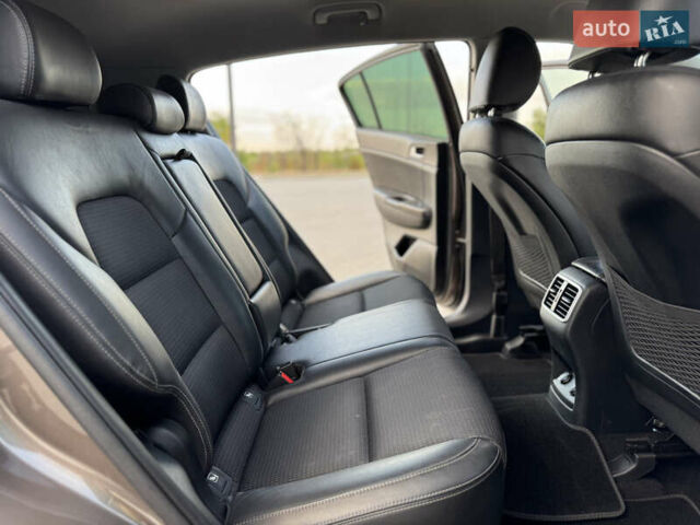 Коричневый Киа Sportage, объемом двигателя 2 л и пробегом 156 тыс. км за 16999 $, фото 38 на Automoto.ua