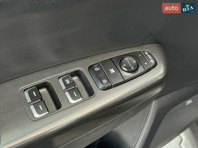 Коричневый Киа Sportage, объемом двигателя 2 л и пробегом 156 тыс. км за 16999 $, фото 11 на Automoto.ua