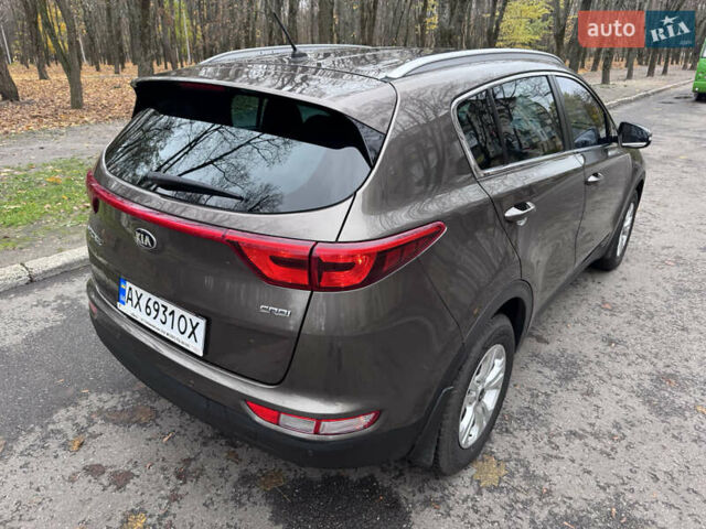 Коричневый Киа Sportage, объемом двигателя 1.69 л и пробегом 224 тыс. км за 14300 $, фото 1 на Automoto.ua