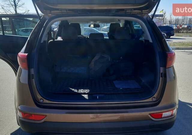 Коричневий Кіа Sportage, об'ємом двигуна 2 л та пробігом 108 тис. км за 16600 $, фото 20 на Automoto.ua