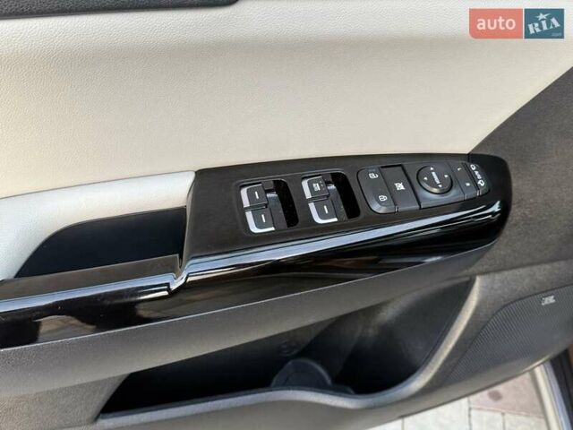 Коричневый Киа Sportage, объемом двигателя 2 л и пробегом 131 тыс. км за 21900 $, фото 41 на Automoto.ua