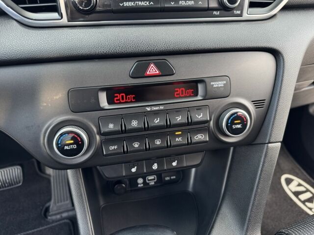 Коричневий Кіа Sportage, об'ємом двигуна 2 л та пробігом 156 тис. км за 15999 $, фото 13 на Automoto.ua