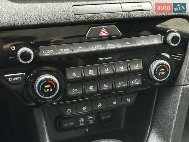 Коричневый Киа Sportage, объемом двигателя 2 л и пробегом 236 тыс. км за 18999 $, фото 37 на Automoto.ua