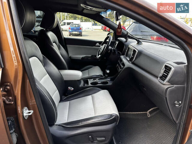 Коричневый Киа Sportage, объемом двигателя 2 л и пробегом 126 тыс. км за 20000 $, фото 31 на Automoto.ua