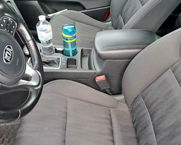 Коричневий Кіа Sportage, об'ємом двигуна 2 л та пробігом 108 тис. км за 16600 $, фото 4 на Automoto.ua