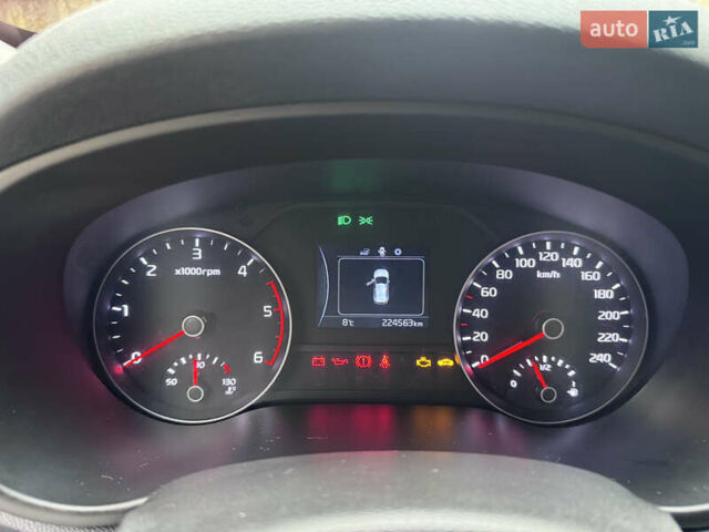 Коричневый Киа Sportage, объемом двигателя 1.69 л и пробегом 224 тыс. км за 14300 $, фото 5 на Automoto.ua