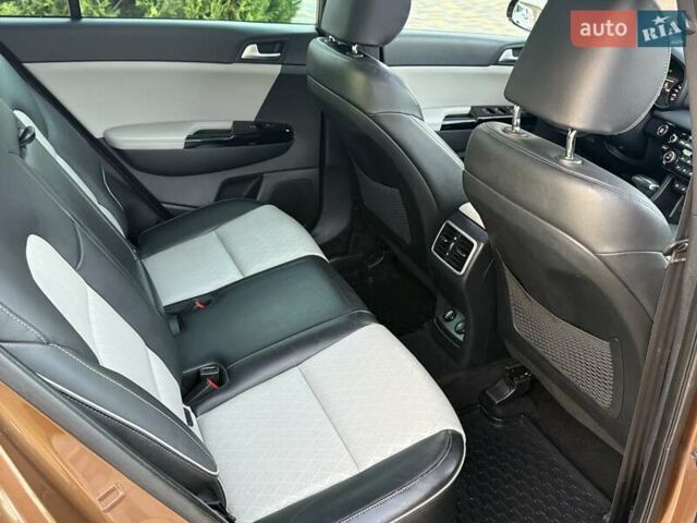 Коричневый Киа Sportage, объемом двигателя 2 л и пробегом 131 тыс. км за 21900 $, фото 31 на Automoto.ua