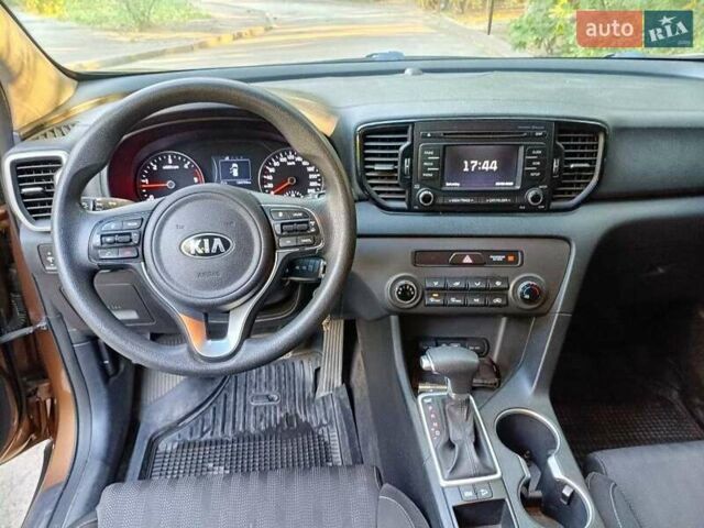 Коричневий Кіа Sportage, об'ємом двигуна 2.4 л та пробігом 134 тис. км за 14500 $, фото 10 на Automoto.ua