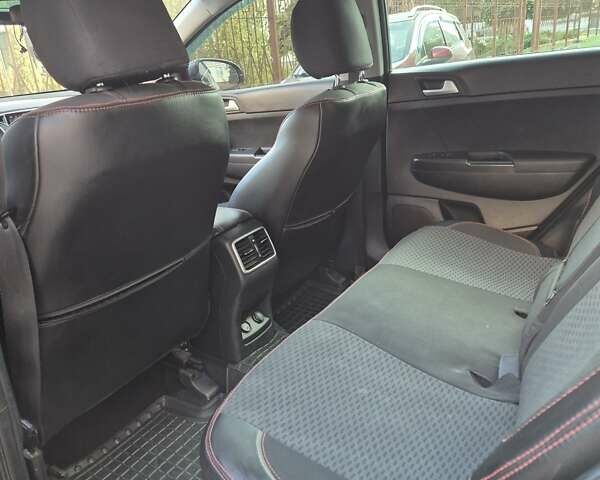 Коричневый Киа Sportage, объемом двигателя 1.69 л и пробегом 206 тыс. км за 17500 $, фото 13 на Automoto.ua