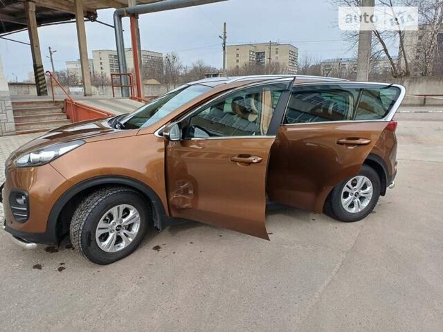 Коричневий Кіа Sportage, об'ємом двигуна 1.69 л та пробігом 58 тис. км за 18700 $, фото 6 на Automoto.ua