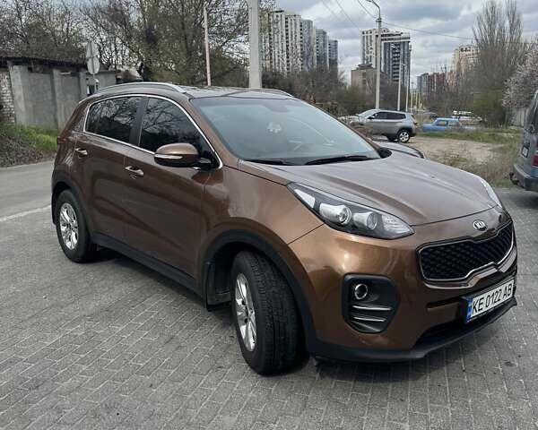 Коричневий Кіа Sportage, об'ємом двигуна 1.69 л та пробігом 101 тис. км за 18000 $, фото 2 на Automoto.ua