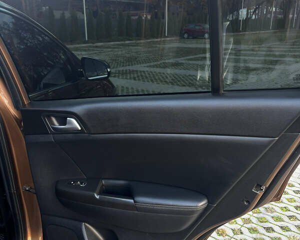 Коричневый Киа Sportage, объемом двигателя 2 л и пробегом 136 тыс. км за 17700 $, фото 34 на Automoto.ua
